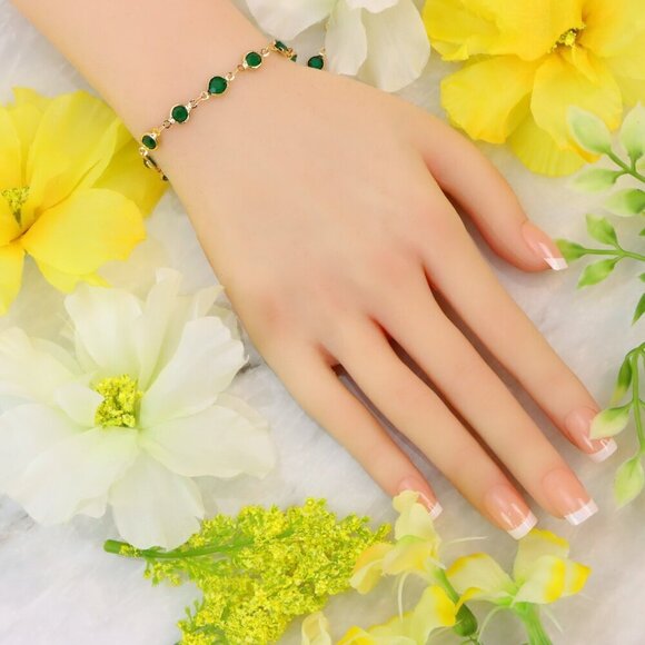 Minimalist Bracelet, Sleek & Modern Design, Women’s Fashion, YC110428-B - Picture 7 of 10